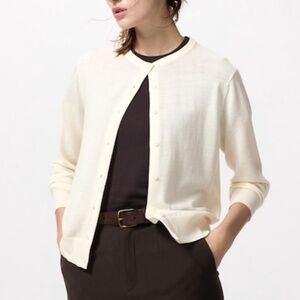 Uniqlo cream merino wool cardigan size XXL
